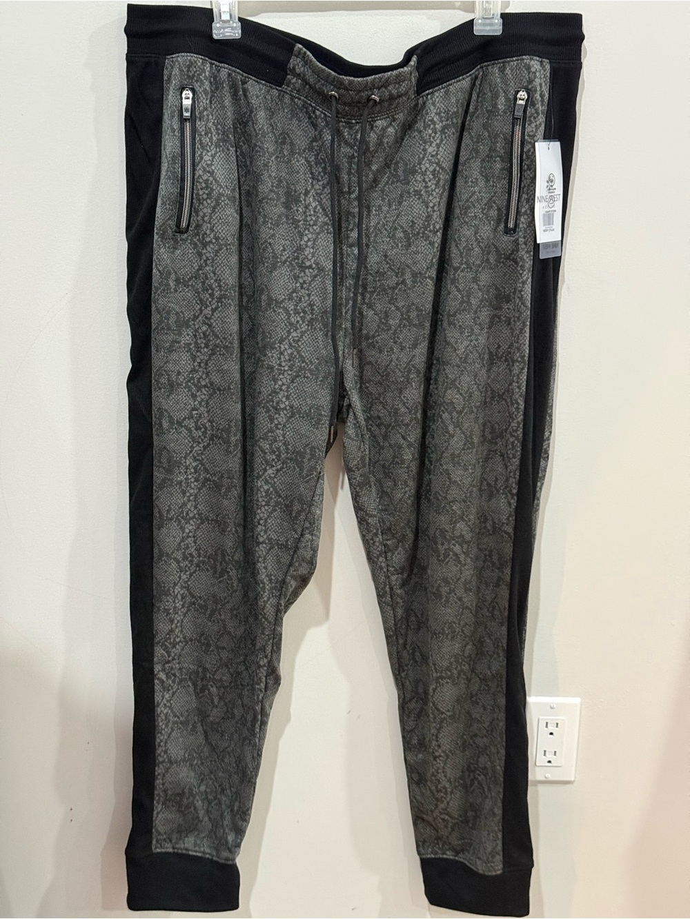 New Nine West Active 3X Gray Snake-Pattern Jogger Pants 889